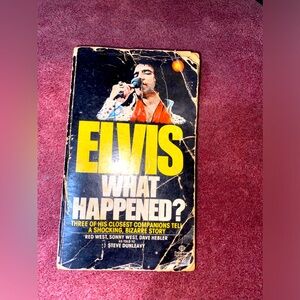 Elvis book with postcards some used from 1986